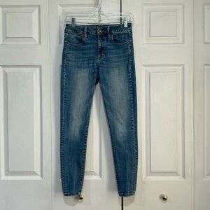 🤎 American Eagle Outfitters Hi-Rise Jegging Blue Denim Jeans - - 4/27